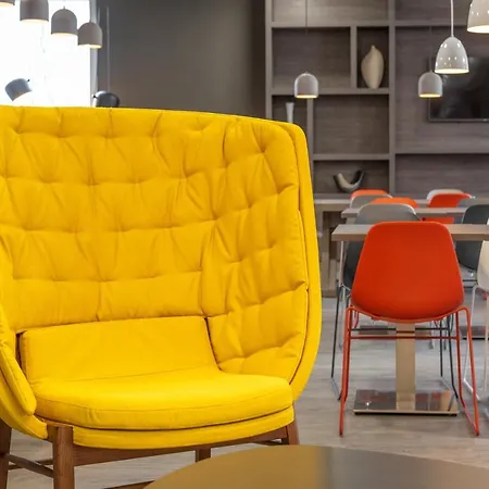 Campanile מלון 3*